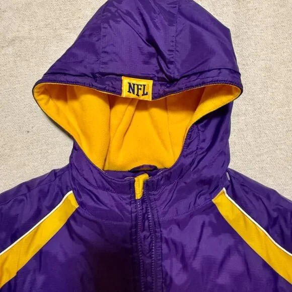 Vintage Minnesota Vikings NFL Team Jacket — Purple/Gold Full Zip — Men’s Medium - Picture 11 of 11
